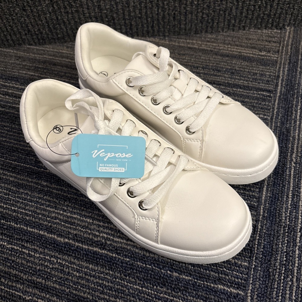 Vepose New York Memory Foam Sneakers Size 6 Women's White Comfort Shoes NEW